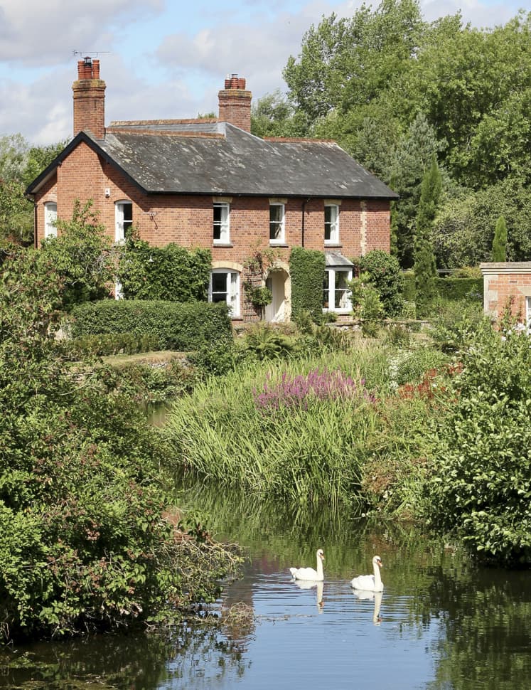 Stone cottage property UK
